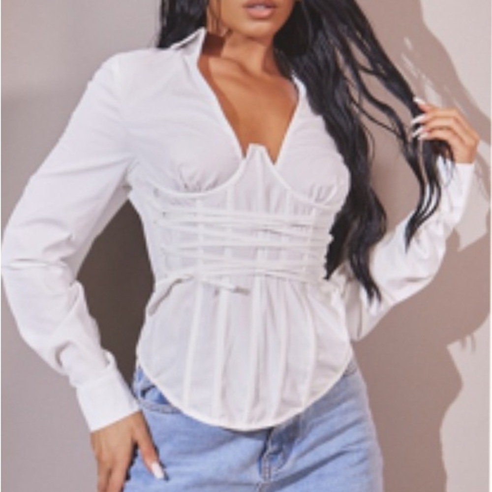 PrettyLittleThing White Fitted Bustier Blouse